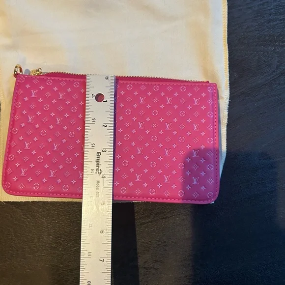 Lexington Monogram pattern leather shoulder bag - Picture 5 of 13